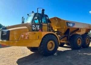 CAT 740 B