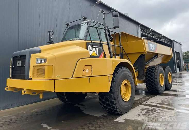 cat 745 c